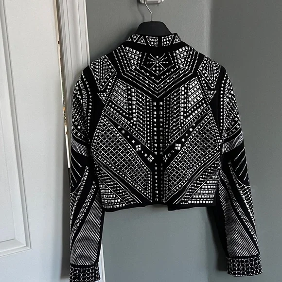AKIRA cropped Black and Silver Geometric Blazer - Picture 2 of 2